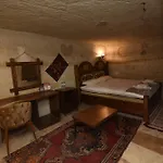 Peri Cave فندق