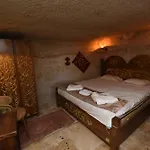 فندق Peri Cave *