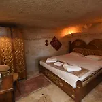 Hotel Peri Cave