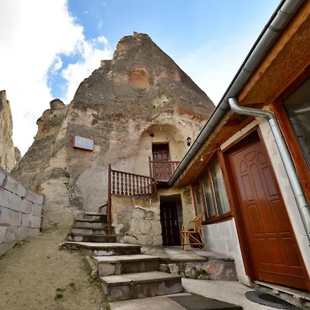 Hotel Peri Cave