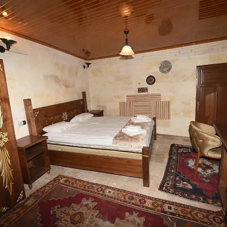 Peri Cave * Γκόρεμε