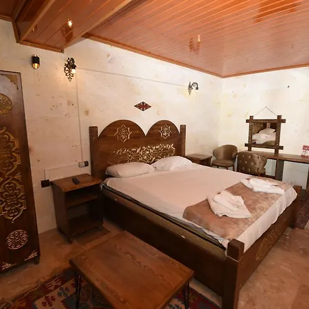 Hotel Peri Cave