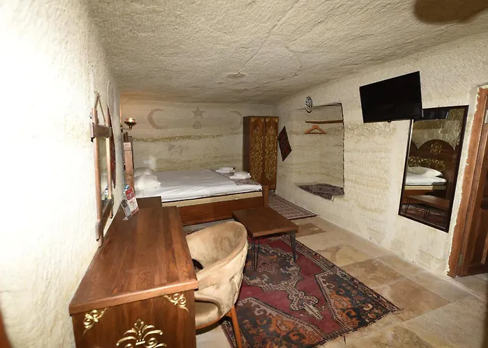 Peri Cave גורמה