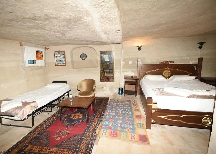 Peri Cave Γκόρεμε