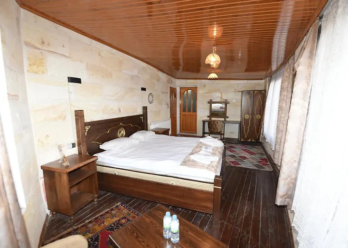 Peri Cave * Γκόρεμε